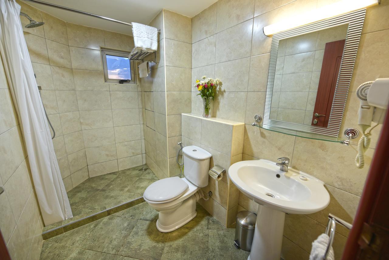 Hotel Sojovalo Kampala Extérieur photo