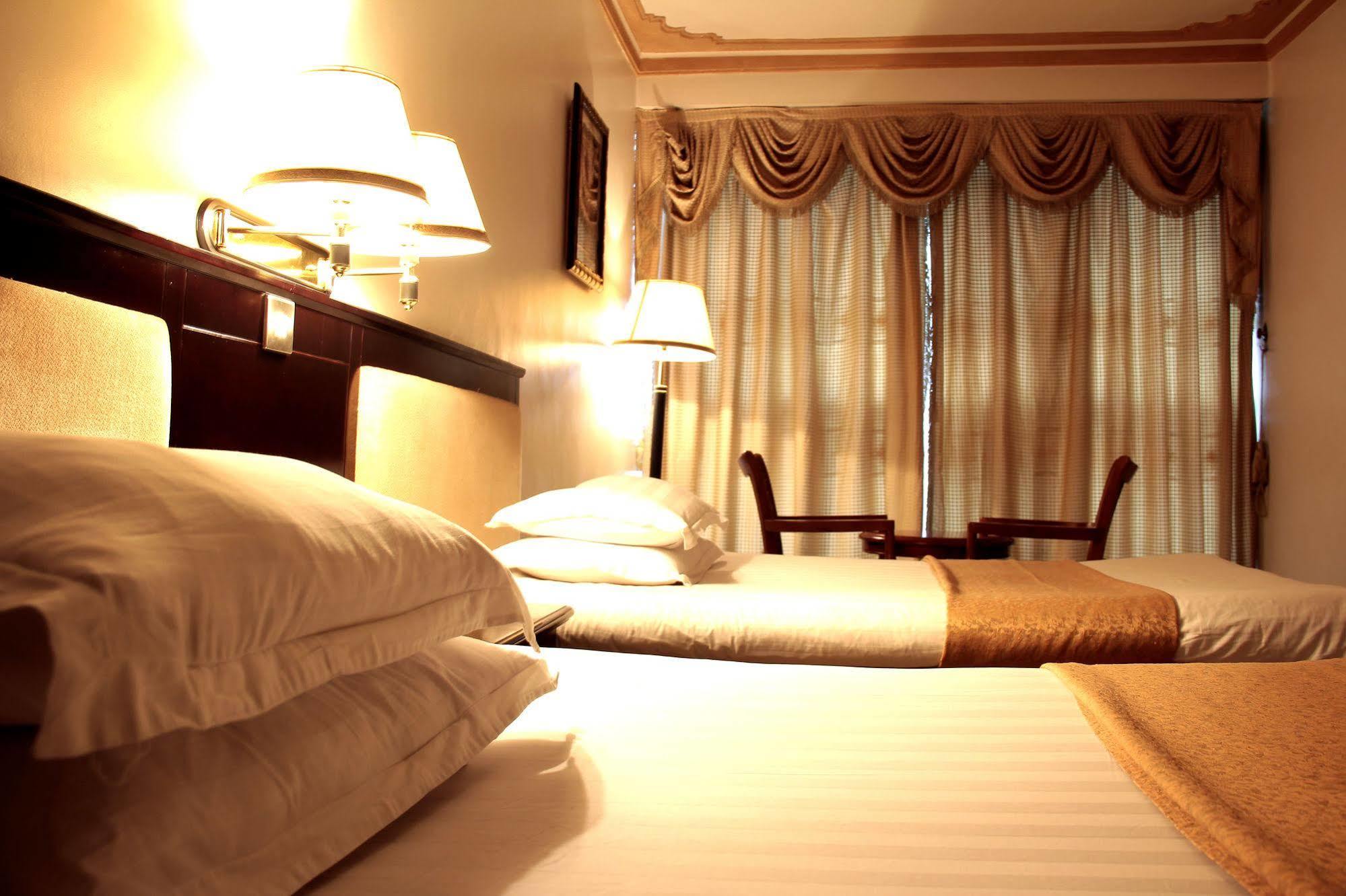 Hotel Sojovalo Kampala Extérieur photo