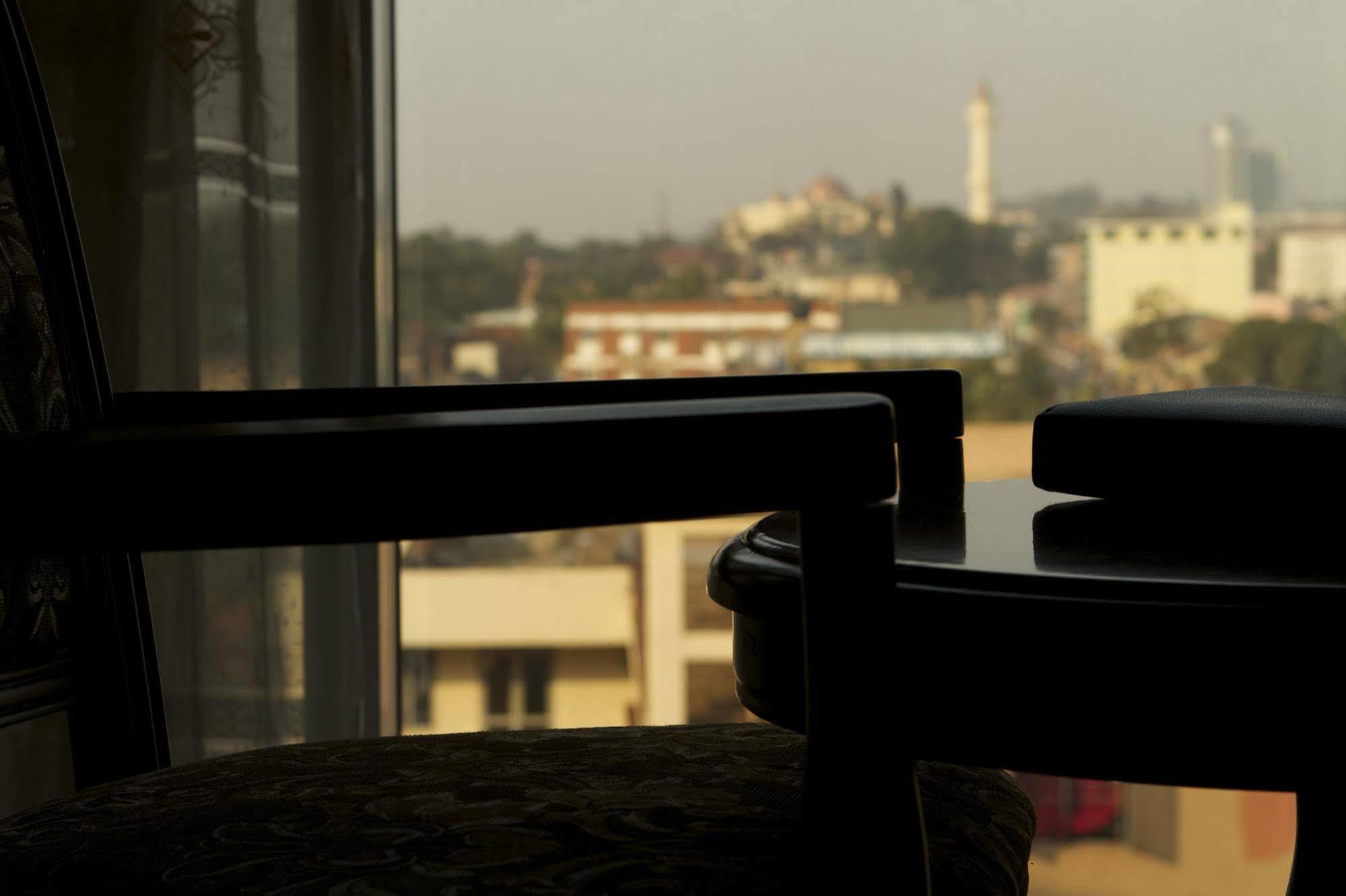 Hotel Sojovalo Kampala Extérieur photo